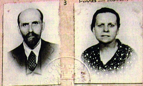 Juan Ramón Jiménez y Zenobia Camprubí de Jiménez, tal y como aparecían en el pasaporte sellado el 18 de agosto de 1936